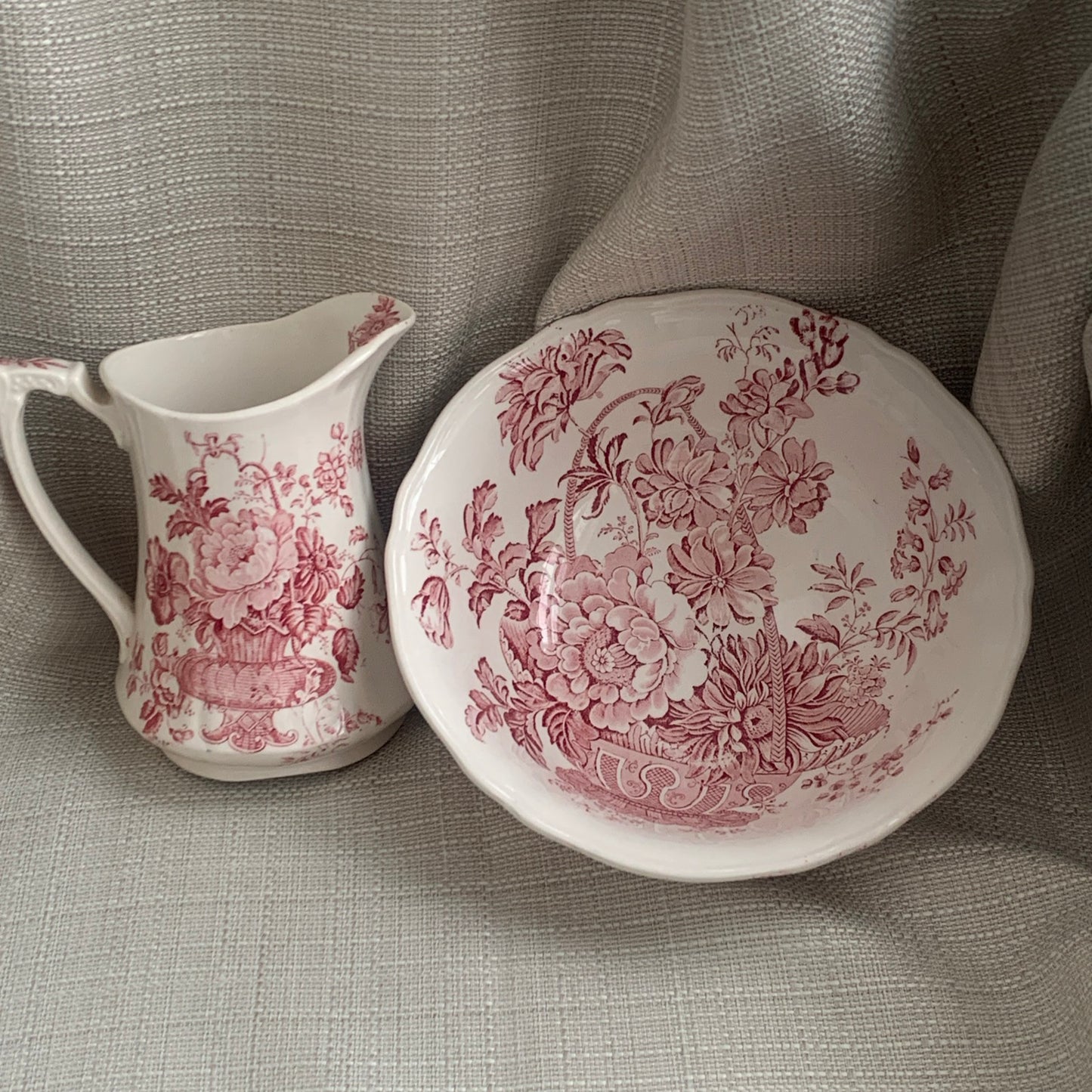 “Charlotte” Vintage Pitcher & Bowl Set by Alfred Meakin